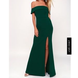 💚 Lulus off the shoulder green Prom dress w/slit